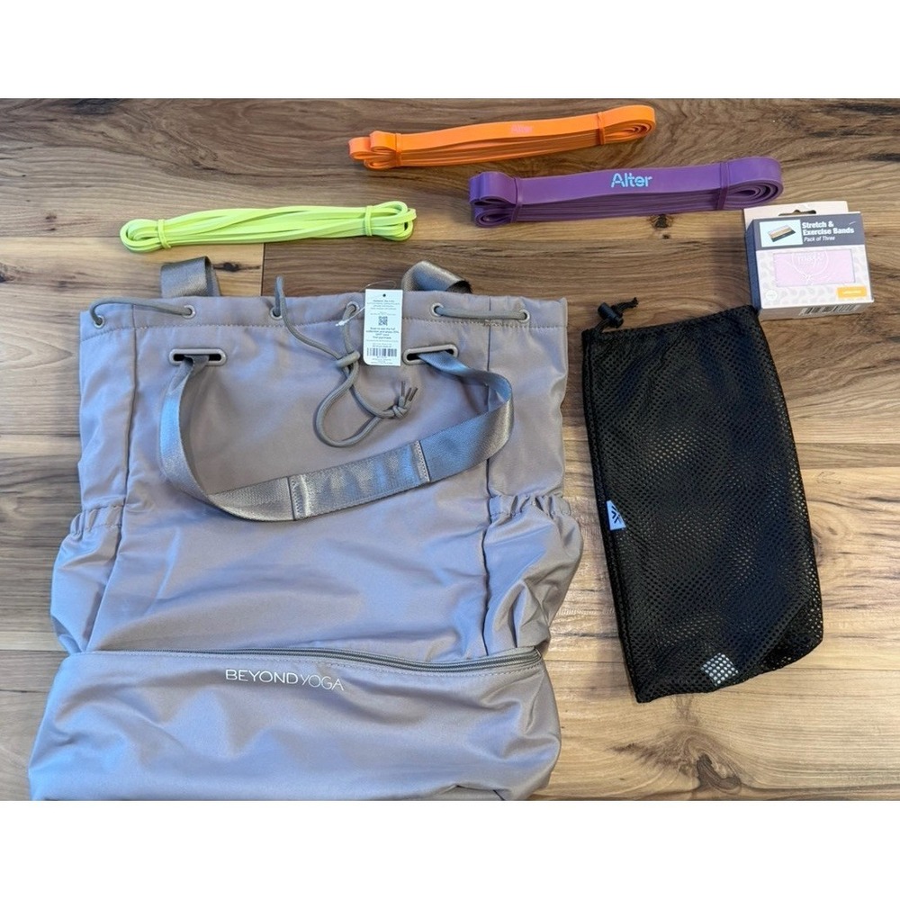 NWT Beyond Yoga Convertible Backpack Tote Bag Resistance Bands Mixed Gym Bundle